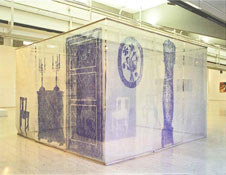 Ana Vieira, Ambiente - Sala de Jantar, 1971. Técnica mista, alt. 2m x 3,12m x 3,12m. Col. Fundação Calouste Gulbenkian / CAMJAP. Carlos Azevedo. Ana Vieira, Ambiente - Sala de Jantar, 1971. Técnica mista, alt. 2m x 3,12m x 3,12m. Col. Fundação Calouste Gulbenkian / CAMJAP. Carlos Azevedo.